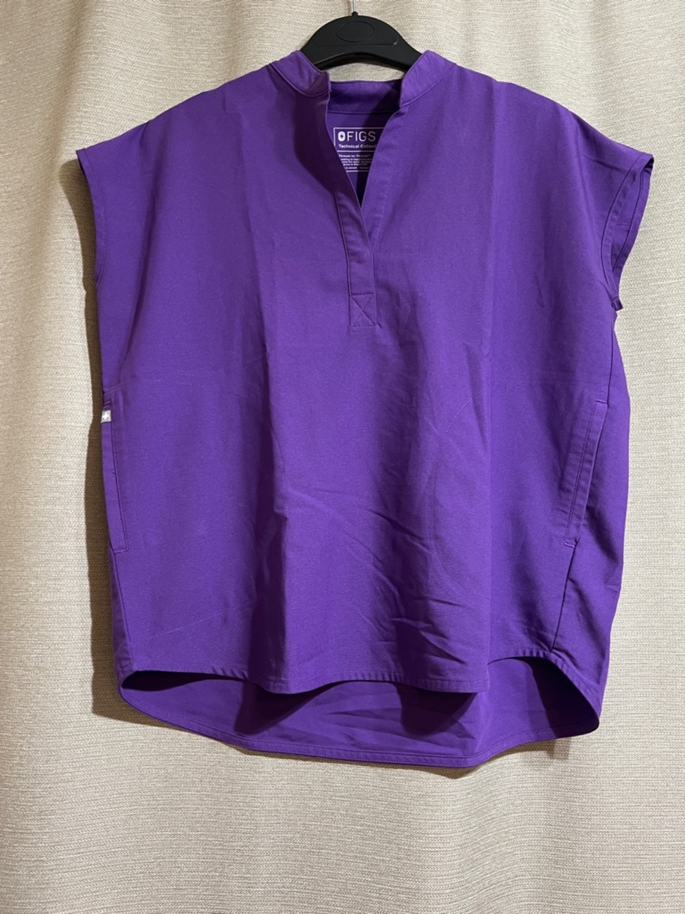 FIGS Technical Collection Purple Scrub Top Small - Oversized Fit Workwear